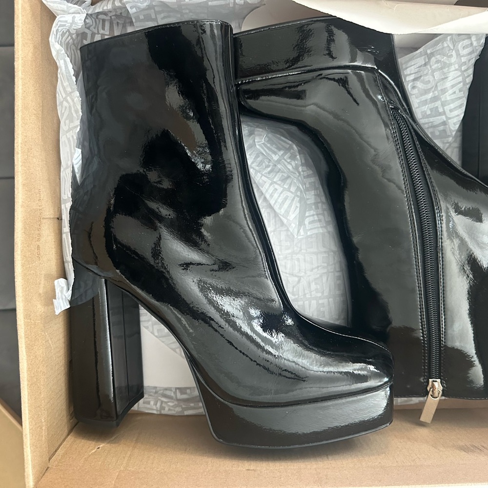 Steve Madden Black Patent Platform Ankle Booties